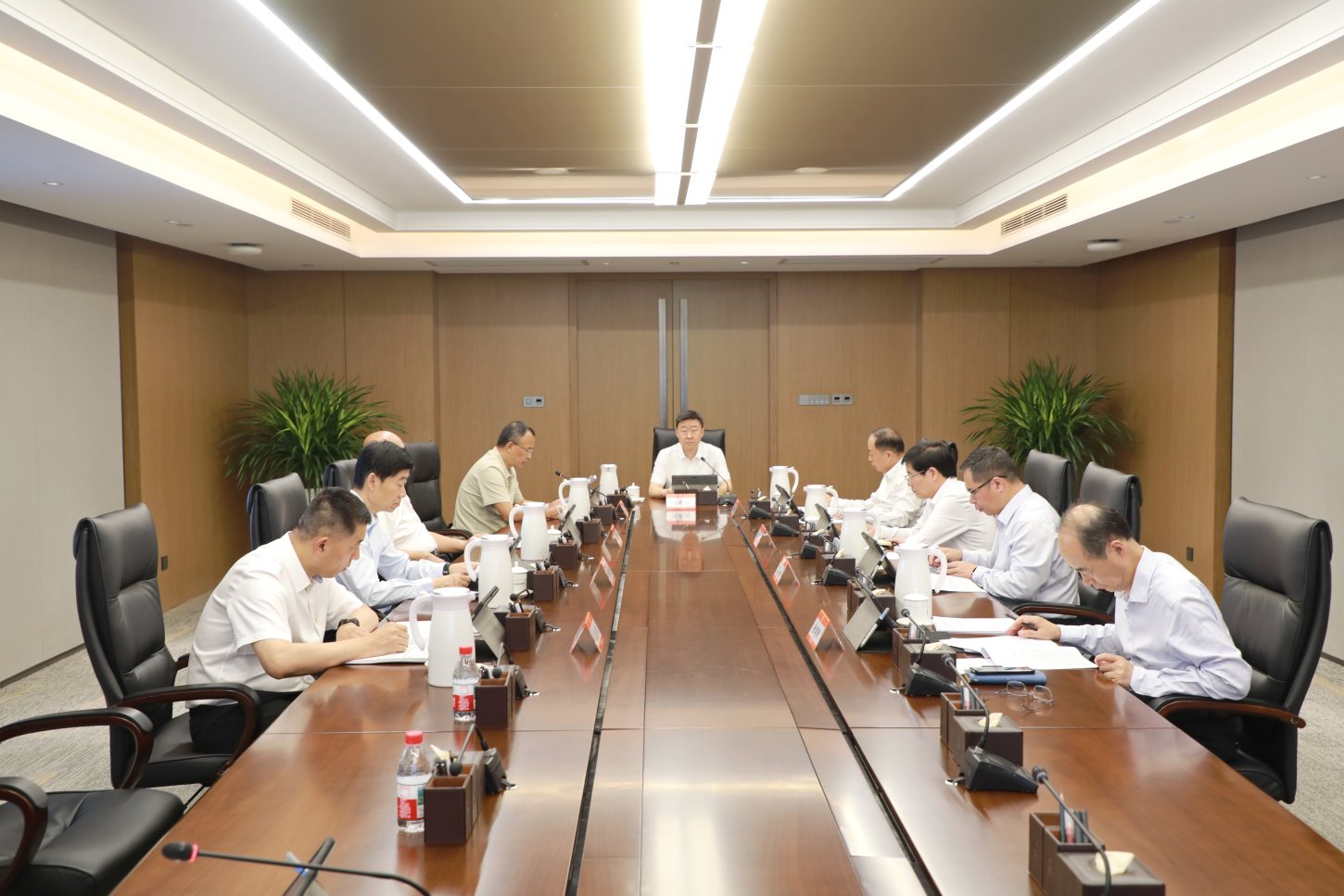 集團(tuán)黨委常委會召開會議 傳達(dá)學(xué)習(xí)習(xí)近平總書記重要講話精神 研究有關(guān)事項